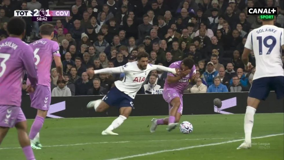 SESTŘIHY: Kinský slaví první výhru v sezoně. Tottenham porazil Coventry a už není poslední SESTŘIHY: Kinský slaví první výhru v sezoně. Tottenham porazil Coventry a už není poslední