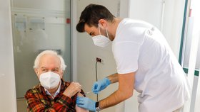 Očkování proti koronaviru v Rakousku (leden 2022)