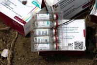 Masivní likvidace: V Bulharsku se zbavují prošlých vakcín na covid-19