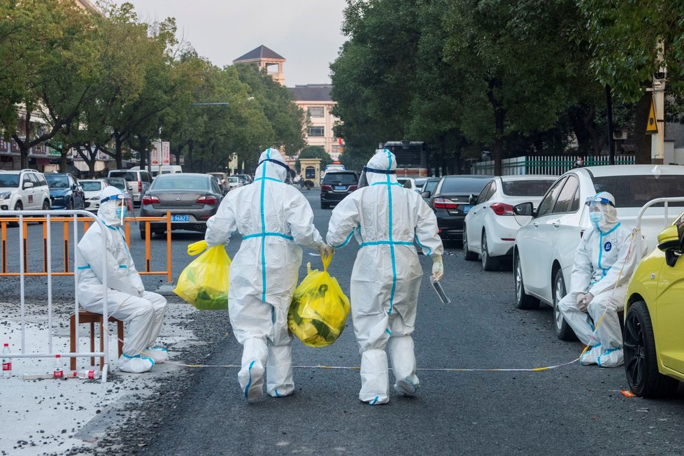 Pandemie covidu-19 v Číně, prosinec 2021.