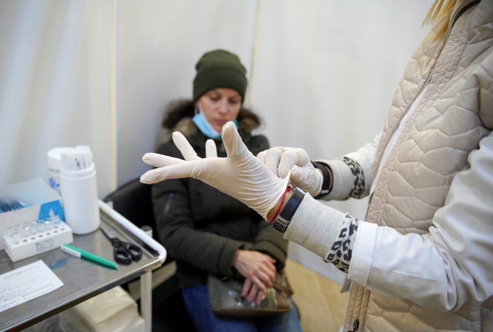 Testování na covid v Moskvě (10.11.2021)