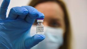 Očkování třetí dávkou vakcíny proti covidu v Srbsku (25.8.2021)