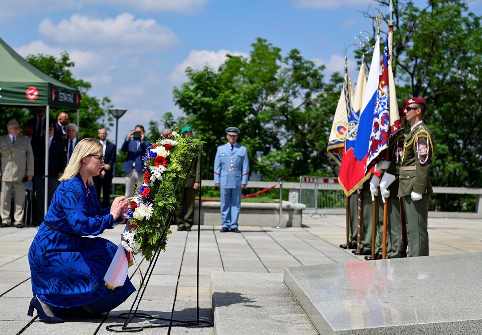 Den ozbrojených sil - Jana Černochová. (30. 6. 2022)