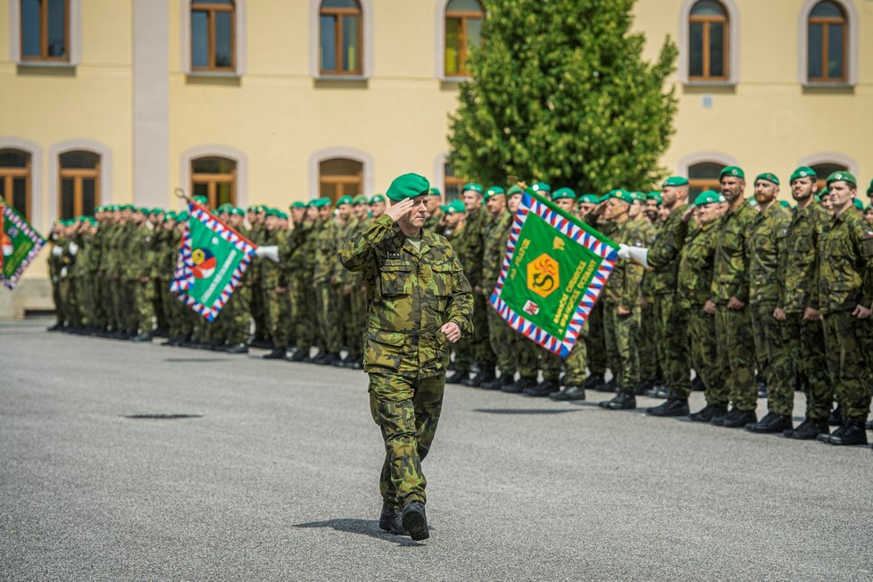 Den ozbrojených sil. (30. 6. 2022)