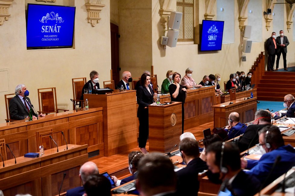 Vůdkyně běloruské opozice Svjatlana Cichanouská v Senátu.