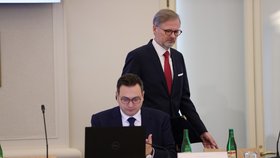 Premiér Petr Fiala a ministr zahraničí Jan Lipavský na poradě českých velvyslanců. (28. 8. 2023)