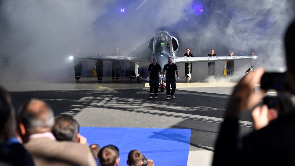 Aero Vodochody představilo 12. října 2018 v areálu společnosti v Odolené Vodě u Prahy nový letoun L-39NG. Jde o nástupce legendárního cvičného letounu L-39 Albatros. Sériová výroba začne v roce 2020.