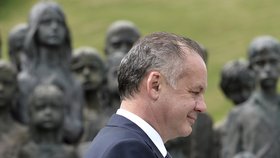 Slovenský prezident Andrej Kiska uctil památku obětí vypálených Lidic