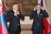 Nabourané vztahy: Fico zrazuje zájmy Slovenska, udeřil politolog. Chybu udělal Fiala, míní Svoboda