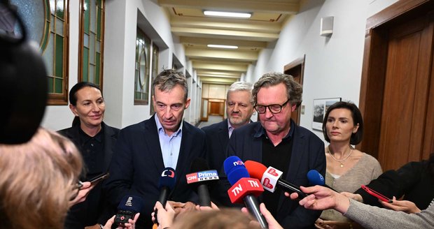 Jednání o pražském vedení: O koalici STAN jedná se Spolu, Prahou sobě i Piráty Jednání o pražském vedení: O koalici STAN jedná se Spolu, Prahou sobě i Piráty