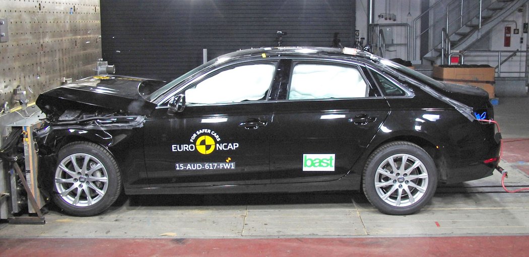 crashtest audi euroncap novemodely video strednitrida