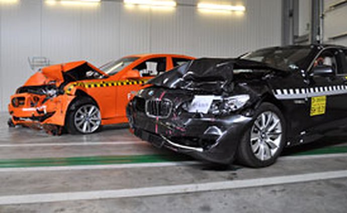 ADAC: První crash test se zapnutým přednárazovým systémem absolvovalo BMW 530d