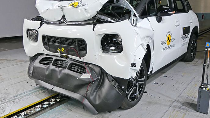 Euro NCAP 2017: Citroën C3 Aircross – O hvězdu více než příbuzný C3 Euro NCAP 2017: Citroën C3 Aircross – O hvězdu více než příbuzný C3