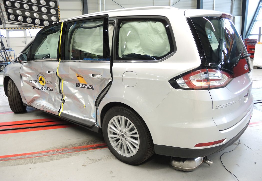 crashtest ford euroncap novemodely mpv video