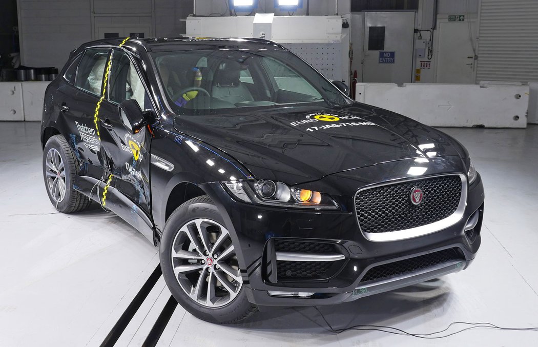 Euro NCAP 2017: Jaguar F-Pace