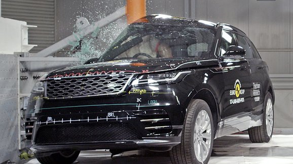 Euro NCAP 2017: Range Rover Velar – Nejsportovnější zástupce značky získal plný počet hvězd