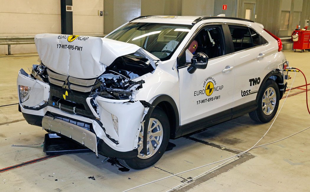 Euro NCAP 2017  Mitsubishi Eclipse Cross