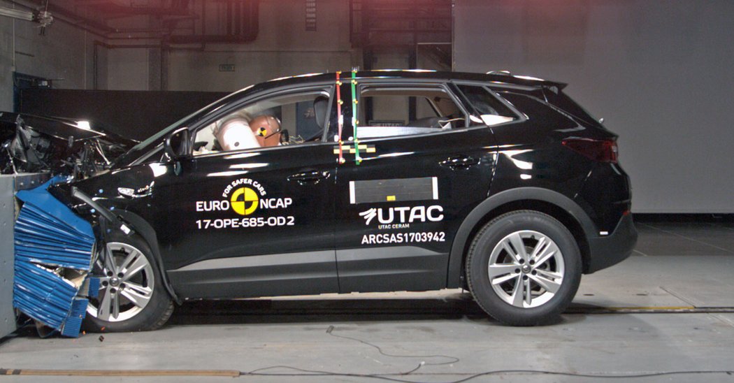 Euro NCAP 2017: Opel Grandland X