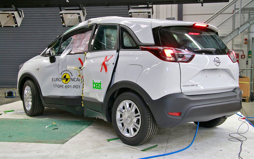 Euro NCAP 2017 Opel Crossland X