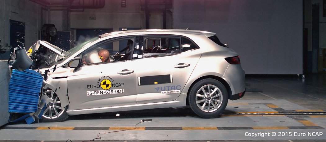 crashtest renault euroncap novemodely video nizsistredni