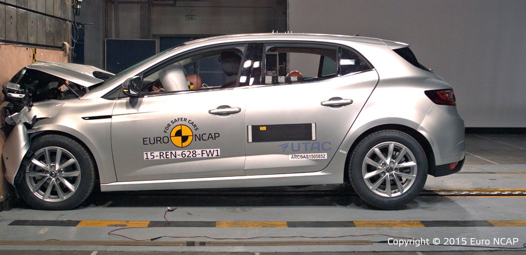 crashtest renault euroncap novemodely video nizsistredni