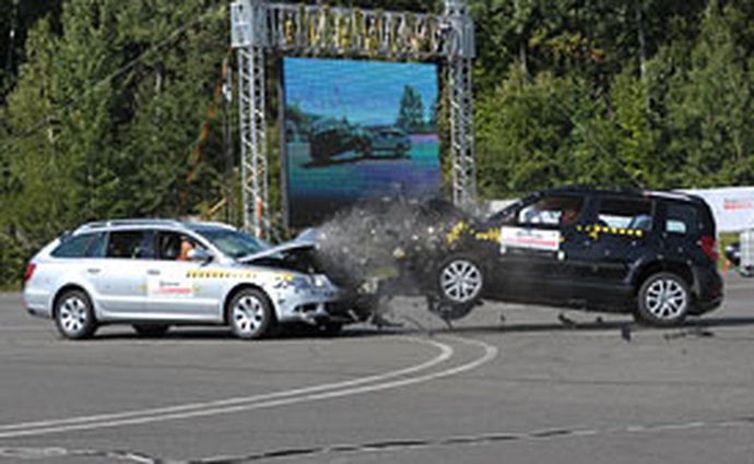 Škoda koupila zkušebnu pro crash-testy od TÜV Süd