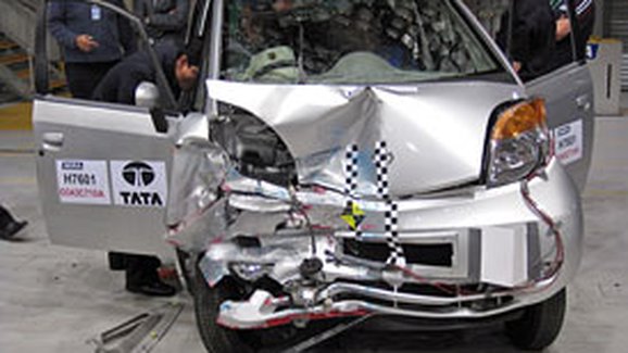 Tata Nano v prvním evropském crash testu obstál