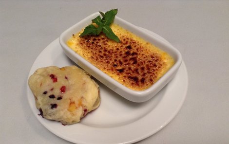 Crème brûlée a sladká taštička podle Petry Krejčí 