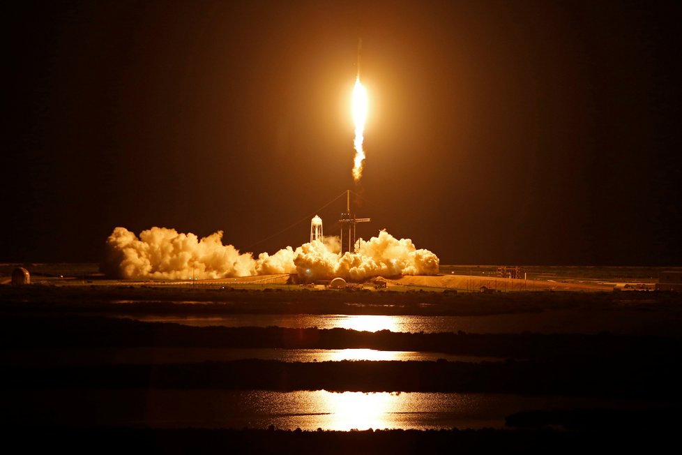Start lodi Crew Dragon společnosti SpaceX Elona Muska s první posádkou, kterou tvoří pouze civilisté (15. 9. 2021)