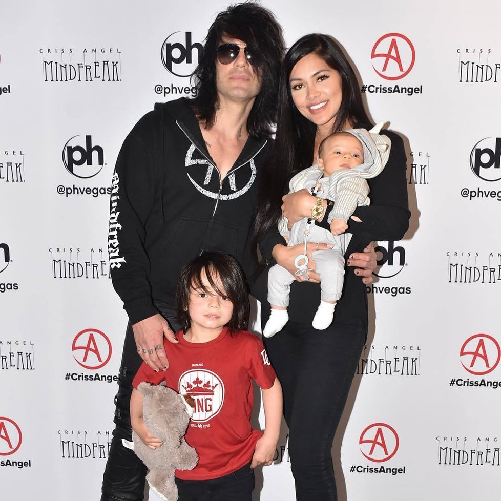 Iluzionista Criss Angel přiznal, že jeho pětiletý syn bojuje s rakovinou