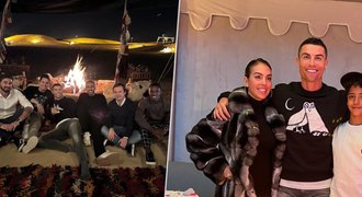 První »arabská« oslava Ronaldových narozenin: Tři dorty a párty mezi dunami!