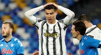 Neapol skolila ve šlágru Juventus! AC Milán prohrál a může přijít o vedení