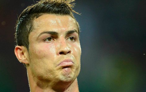 Jak vyřadit Portugalsko? Cesta vede přes pláč otráveného Ronalda.