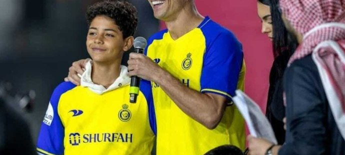 Splní Cristiano svému synovi přání a zahrají si spolu?