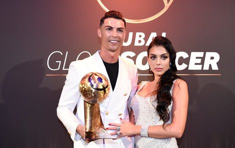 Cristiano Ronaldo s přítelkyní Georginou