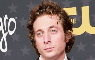 Jeremy Allen White 