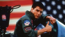 Tom Cruise jako Maverick ve filmu Top Gun z roku 1986