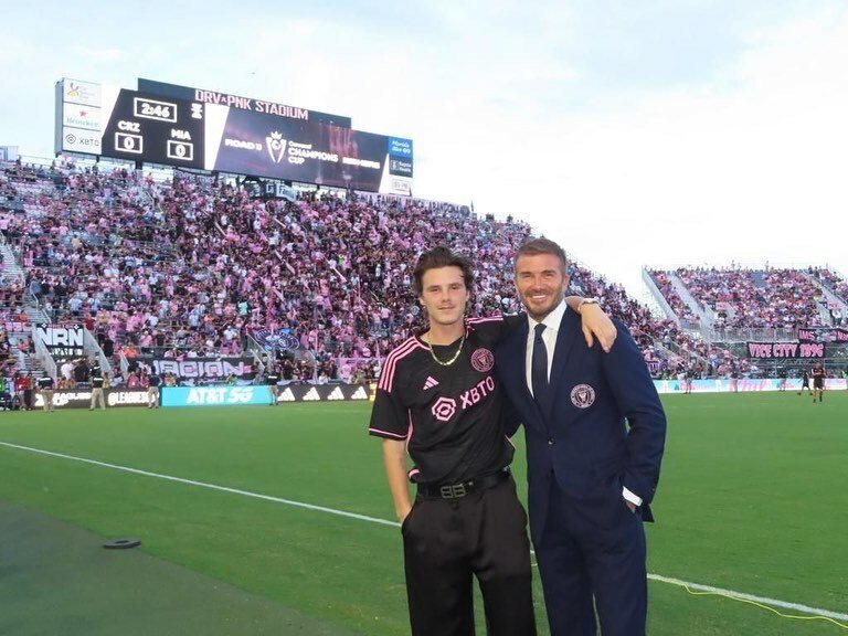 Cruz Beckham s otcem Davidem
