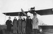 1934 Historicky jediný obojživelný letoun ČSA Saunders Roe A.19 Cloud dopravoval turisty mezi jugoslávskými letovisky.