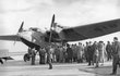1936 Zástupci ČSA na kbelském letišti v Praze uvítali po přistání 1. září také první sovětské dopravní letadlo.