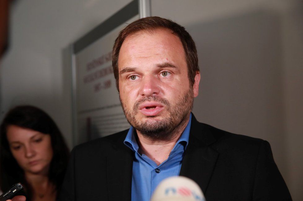 Kandidát na post ministra kultury ČSSD Michal Šmarda odpovídá na otázky médií (15. 7. 2019).
