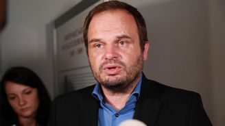 Šmarda se vzdal nominace na ministra, oznámil to Hamáčkovi. ČSSD doporučil, aby vládní koalici opustila
