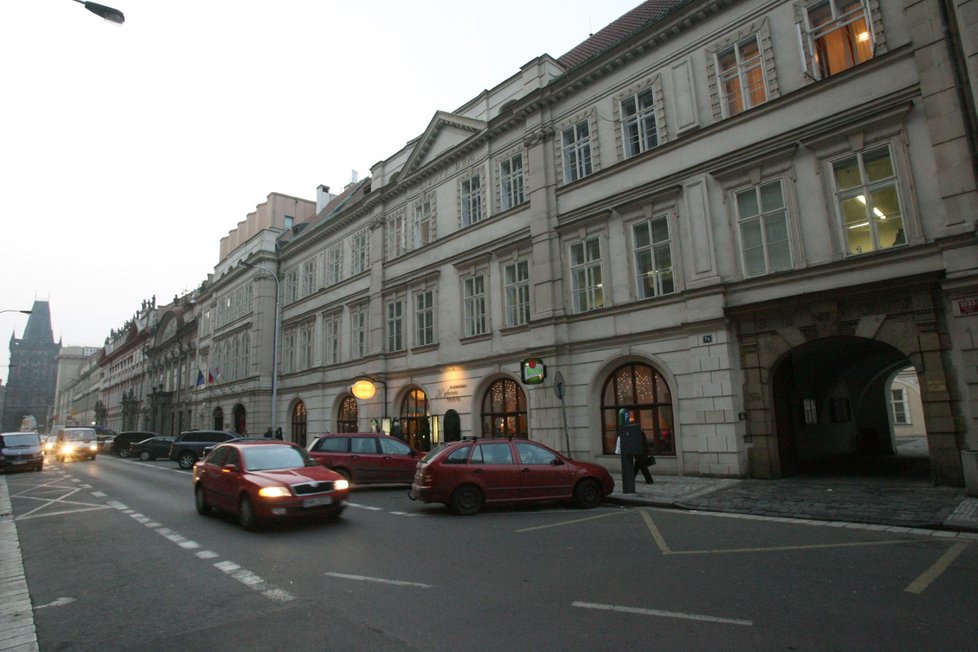 Lidový dům v Praze.