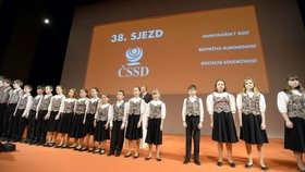 Sjezd ČSSD: Dětský sbor zazpíval českou hymnu