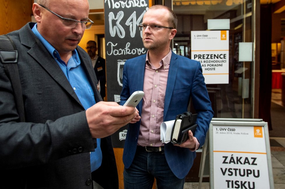 Místopředseda ČSSD a hejtman Pardubického kraje je proti vstupu ČSSD do vlády s trestně stíhaným premiérem