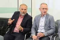 Co bude se šéfem zpravodajství ČT Mrzenou po SMS proti Fridrichovi? Experti: Podřízl si větev!