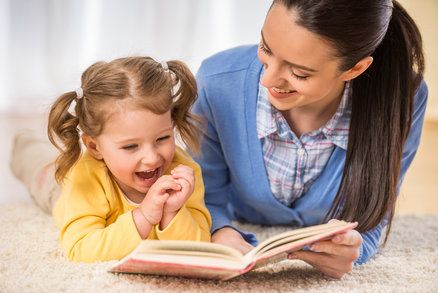 Tipy na knihy: co nás baví číst a co vám doporučujeme