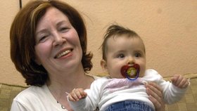 65letá Němka čeká čtyřčata: Má už 13 dětí a 7 vnoučat