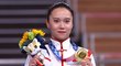 Olympijská vítězka v soutěži na trampolíně Ču Süe-jing má problém, loupe se jí zlato z Tokia