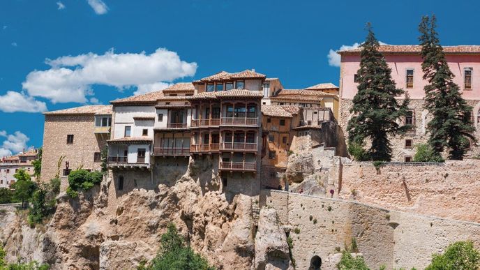 Zavěšené domy ve španělském městečku Cuenca